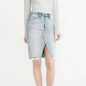 ABERCROMBIE HIGH RISE DENIM SKIRT